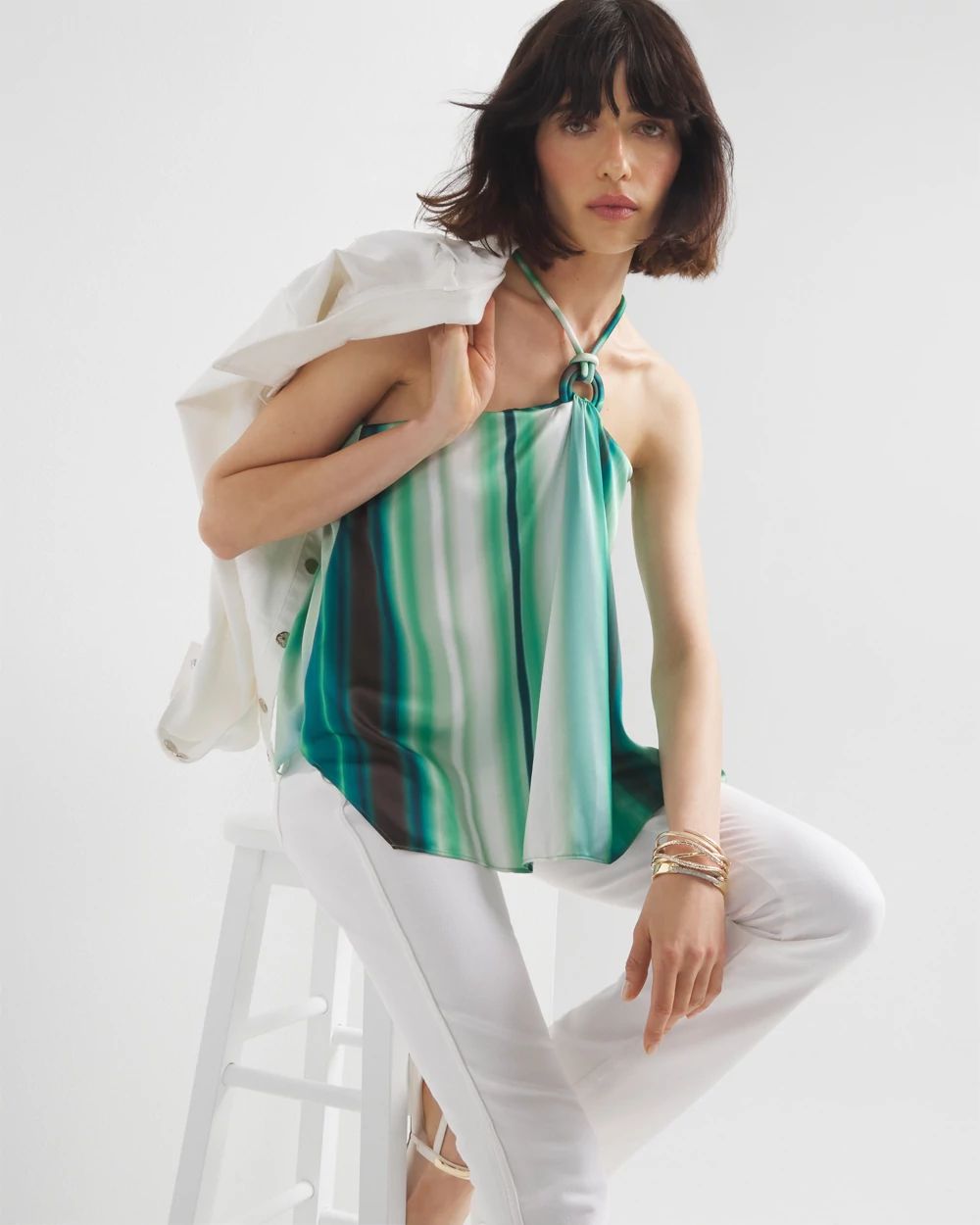 Tシャツ・カットソー [PEINTURE] Halter Button Backless Top Edgy Vibe Buckle Detail Halter Crop Top | Windsor